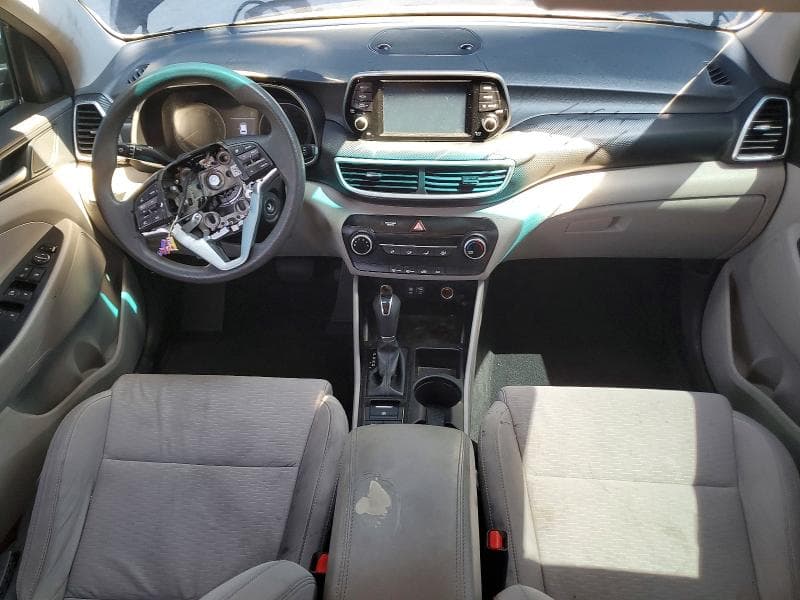 2020 HYUNDAI TUCSON SE 8