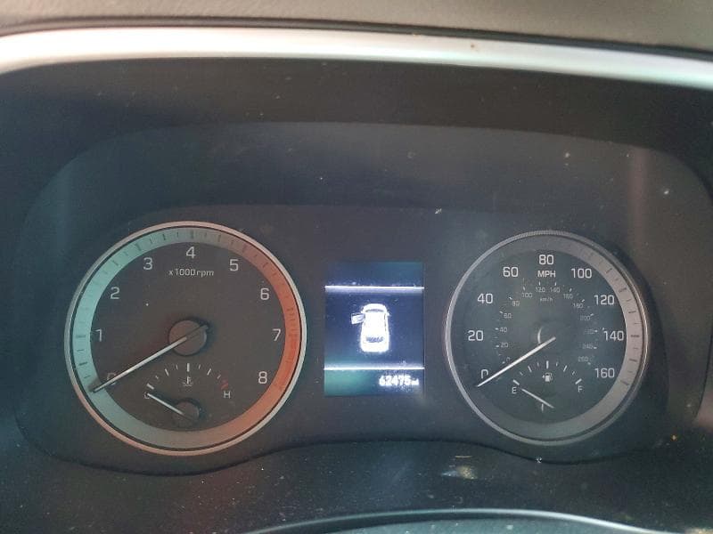 2020 HYUNDAI TUCSON SE 9