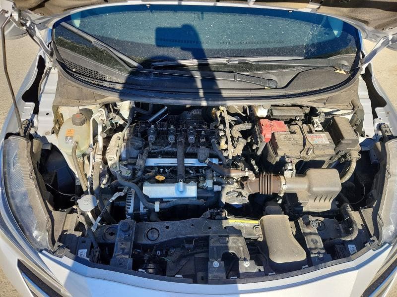 2025 NISSAN VERSA SV 11