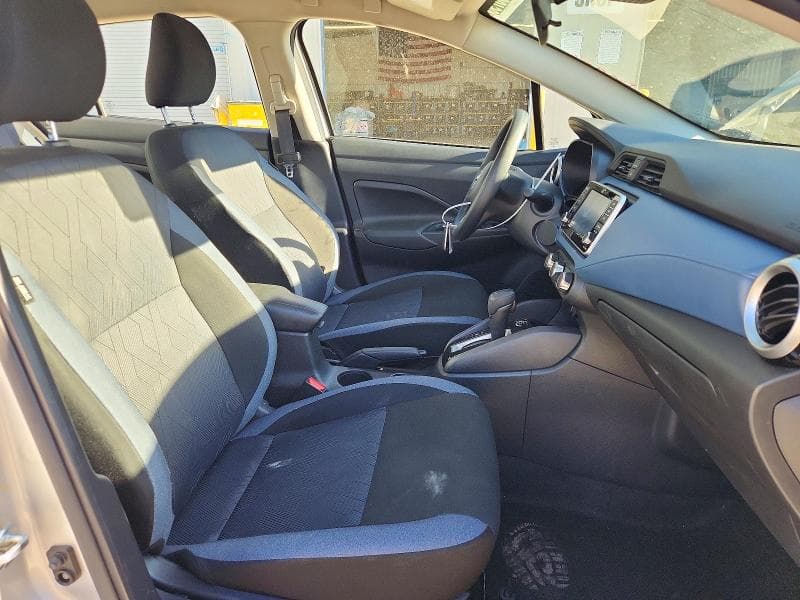 2025 NISSAN VERSA SV 7