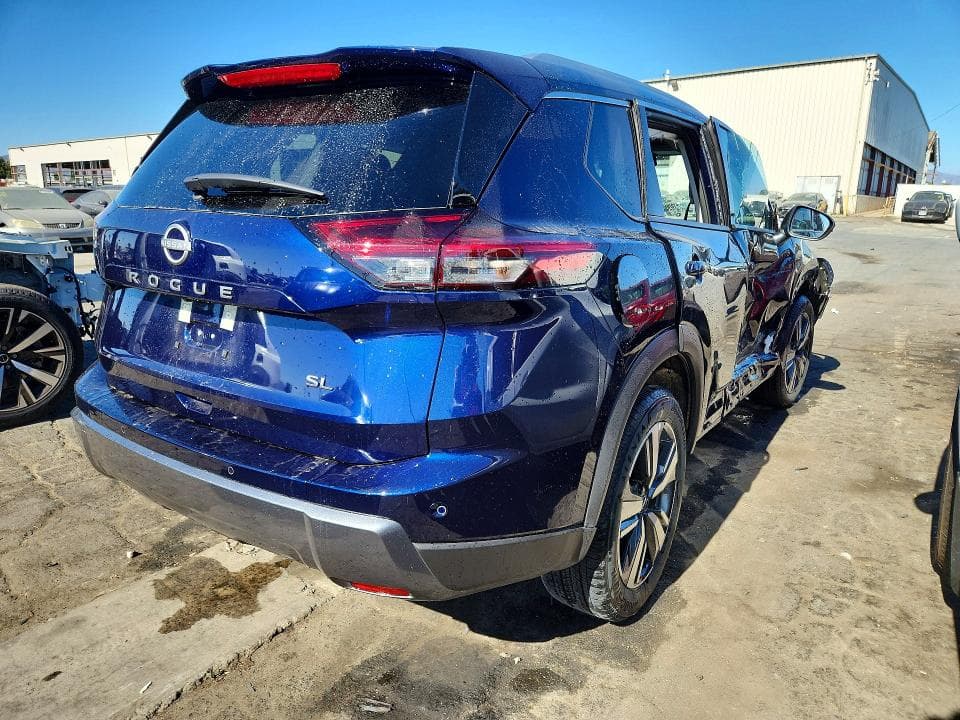 2026 NISSAN ROGUE SL 3