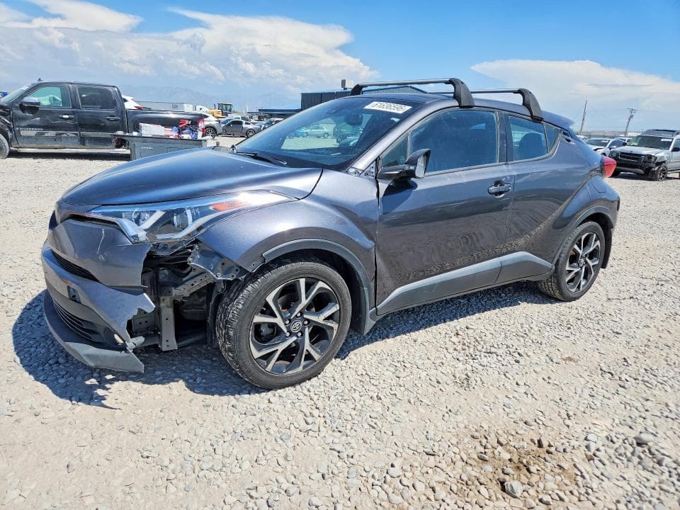2018 TOYOTA C-HR XLE PREMIUM - 1