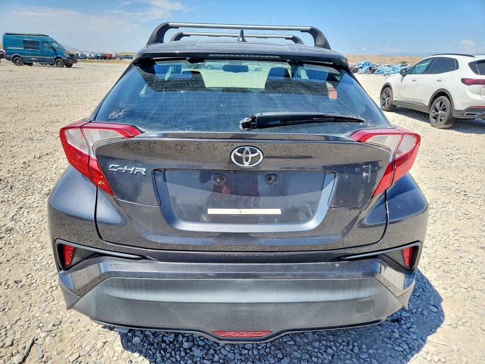 2018 TOYOTA C-HR XLE PREMIUM 6