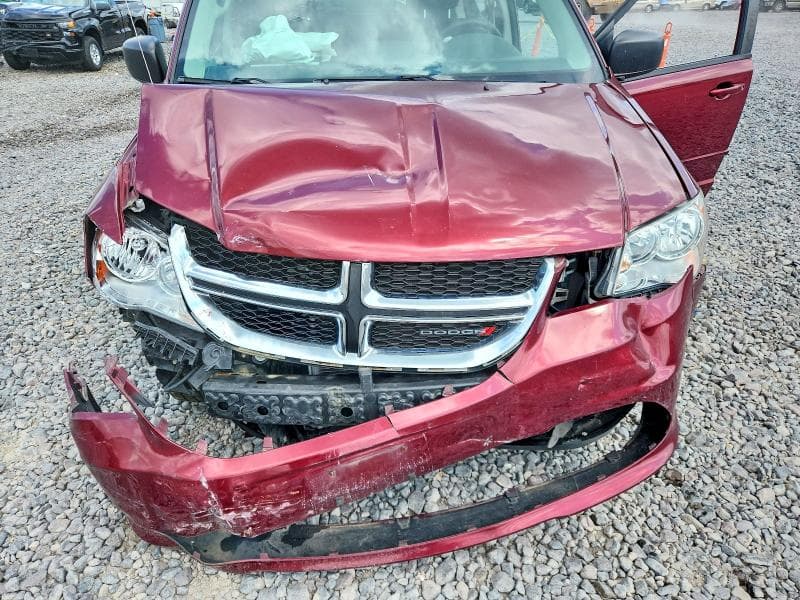 2017 DODGE GRAND CARAVAN SE 12