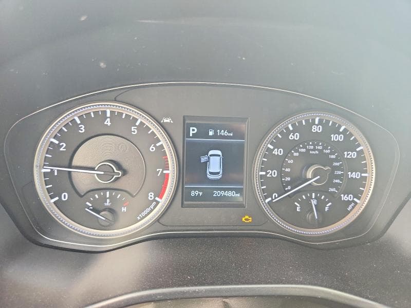 2019 HYUNDAI SANTA FE SE SE 9