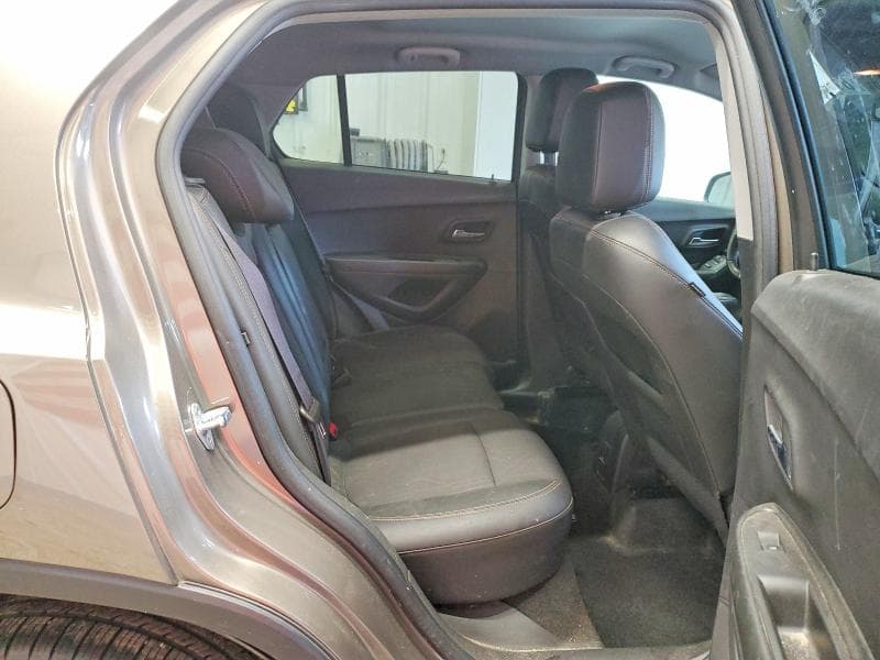 2022 CHEVROLET TRAX 1LT 11