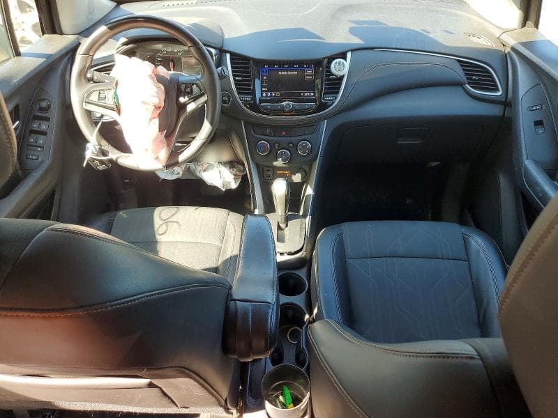 2022 CHEVROLET TRAX 1LT 8