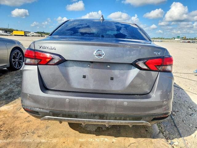 2021 NISSAN VERSA SV SV 6