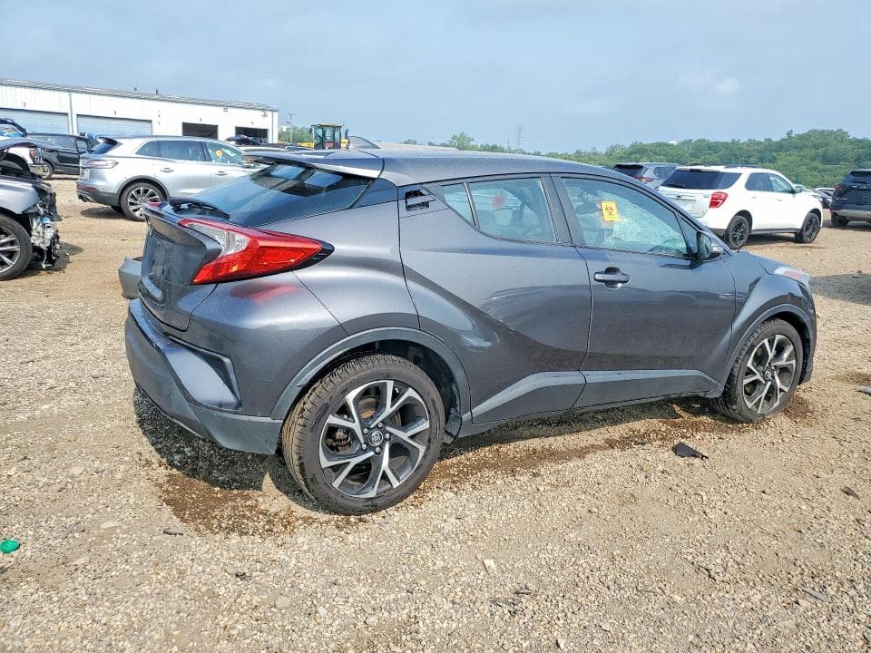 2018 TOYOTA C-HR XLE PREMIUM 3