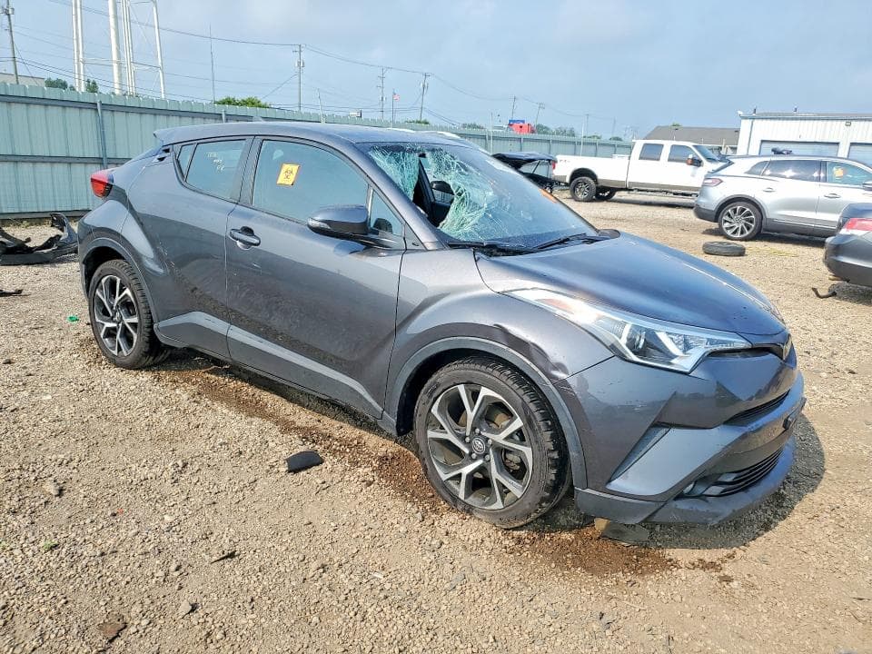 2018 TOYOTA C-HR XLE PREMIUM 4