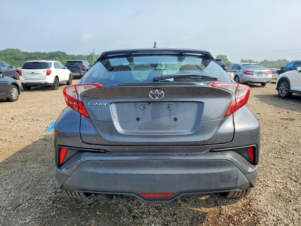 2018 TOYOTA C-HR XLE PREMIUM 6