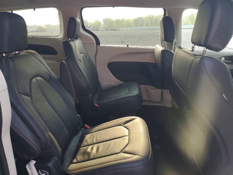 2017 CHRYSLER PACIFICA TOURING L 11