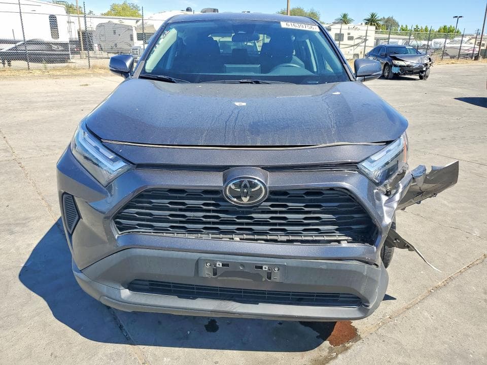 2023 TOYOTA RAV4 LE 5