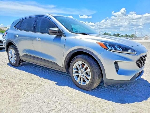 2022 FORD ESCAPE SE SE 4