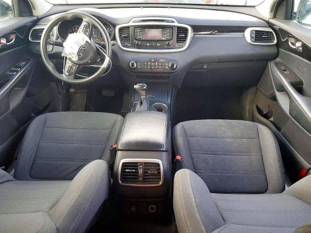 2017 KIA SORENTO LX LX 8