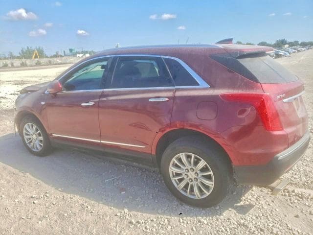 2017 CADILLAC XT5 2