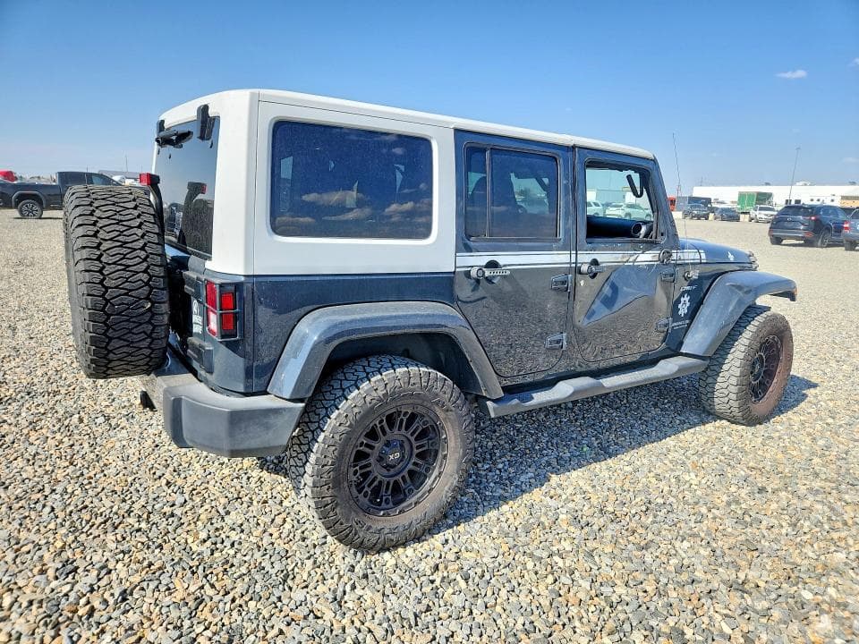 2017 JEEP WRANGLER UNLIMITED SAHARA 3