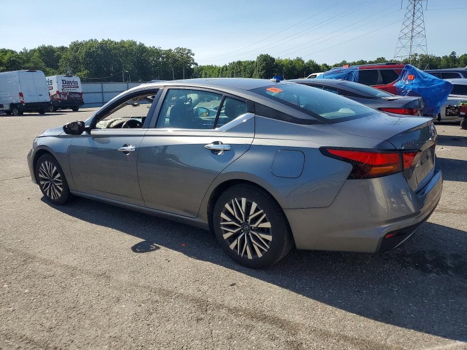 2023 NISSAN ALTIMA SV 2