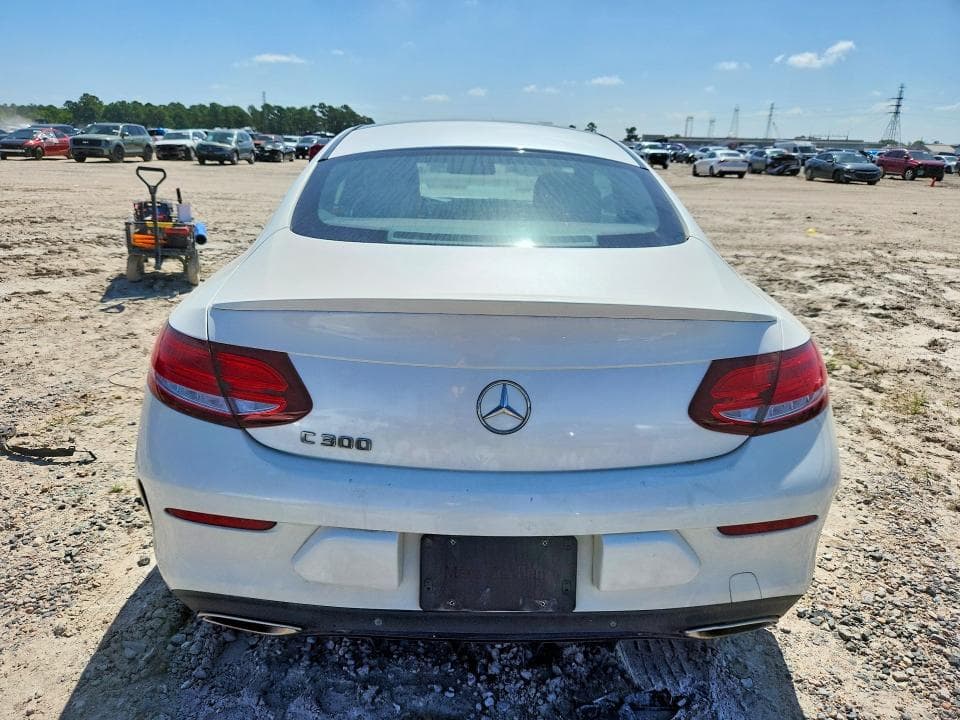 2017 MERCEDES-BENZ C 300 300 6