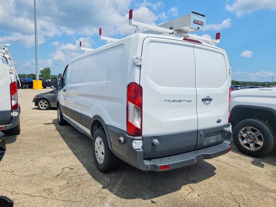 2018 FORD TRANSIT T- - DELIVERY VAN 2