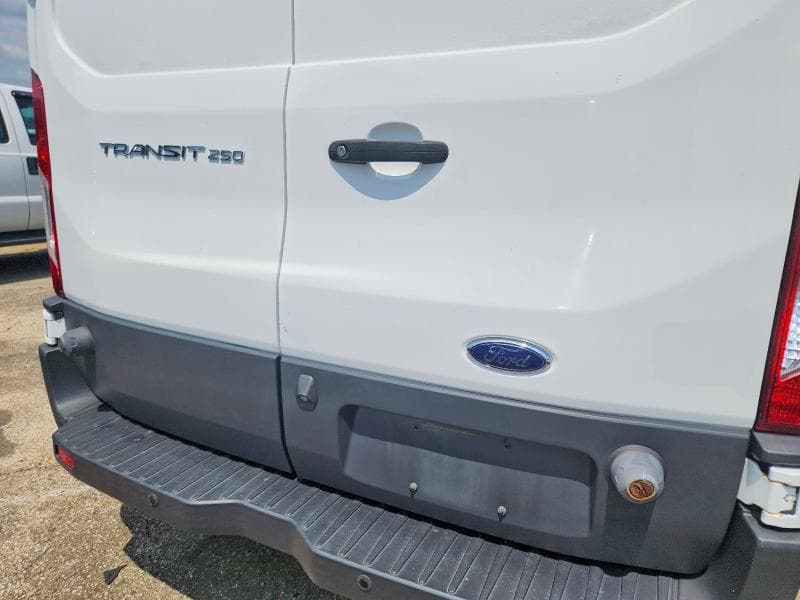 2018 FORD TRANSIT T- - DELIVERY VAN 10