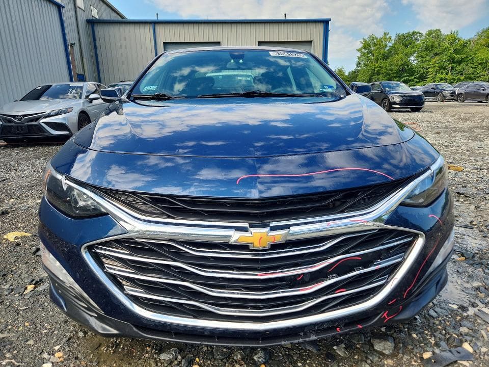 2022 CHEVROLET MALIBU LT 5