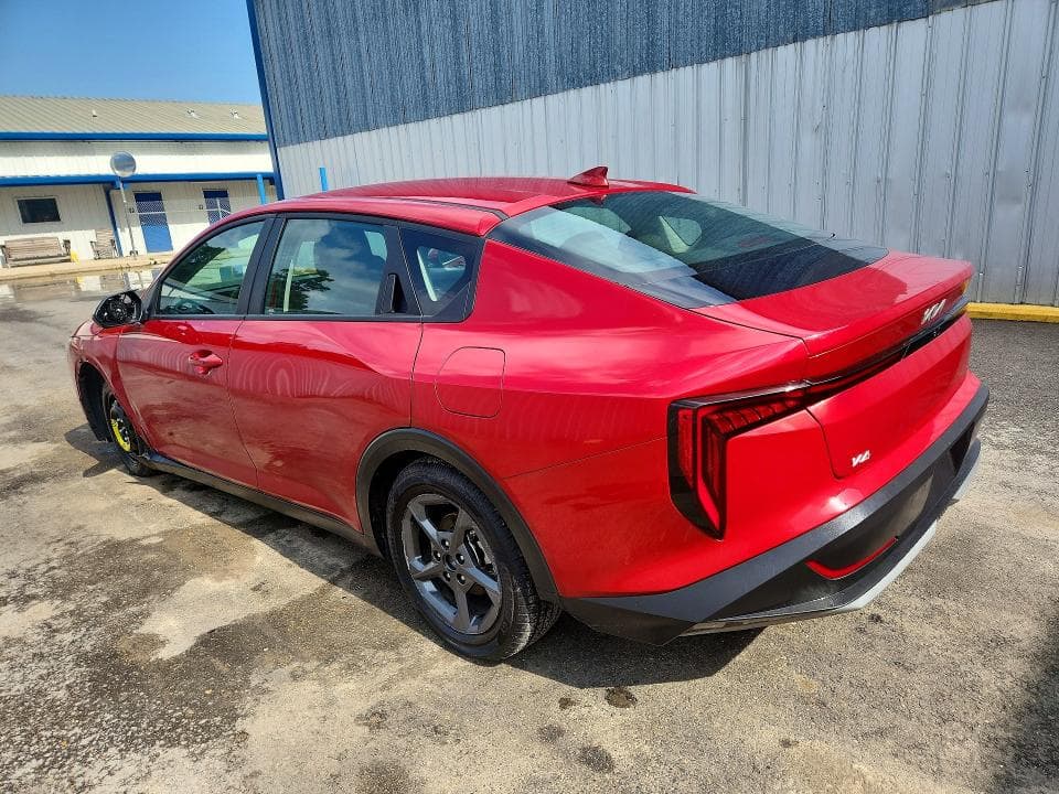 2025 KIA K4 LXS 2