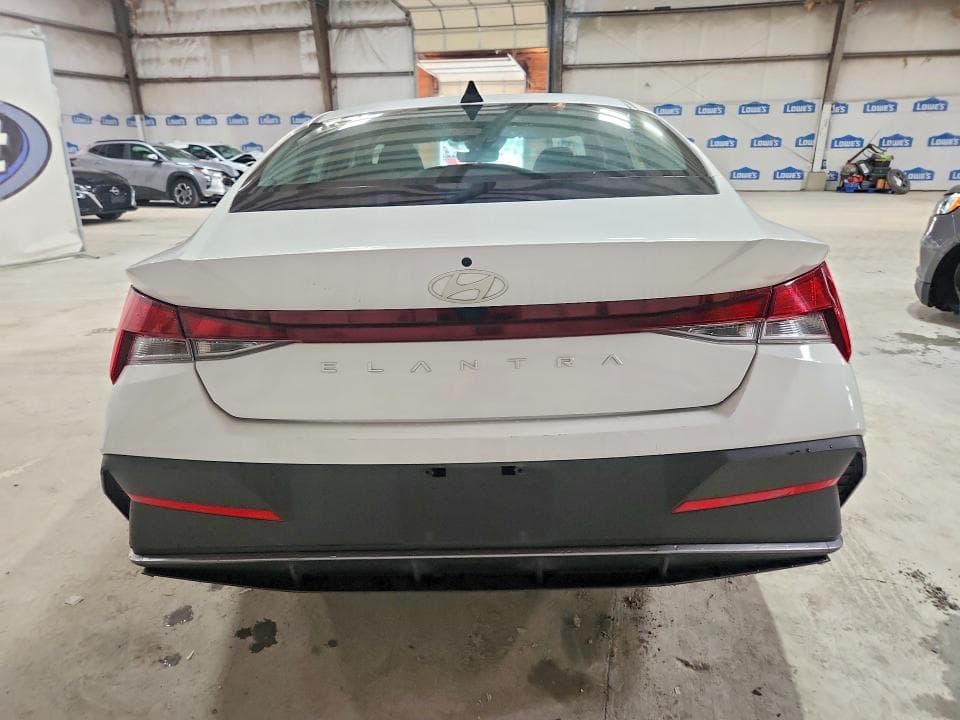2024 HYUNDAI ELANTRA SEL 6