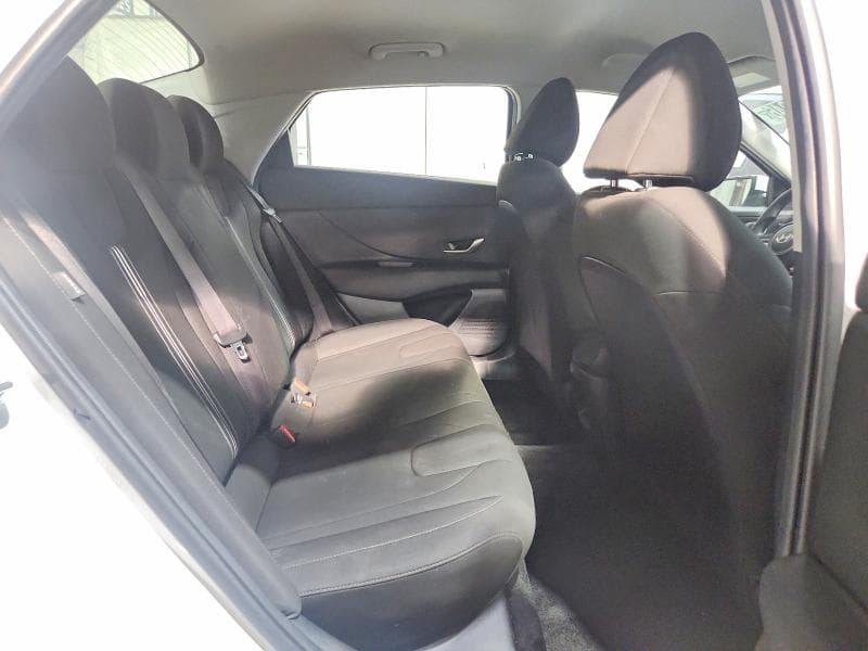 2024 HYUNDAI ELANTRA SEL 10