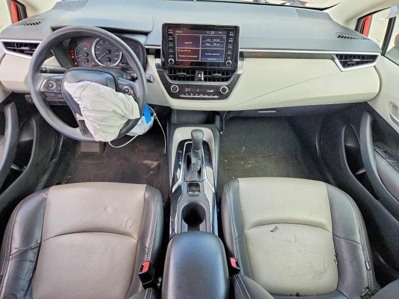 2020 TOYOTA COROLLA LE 8