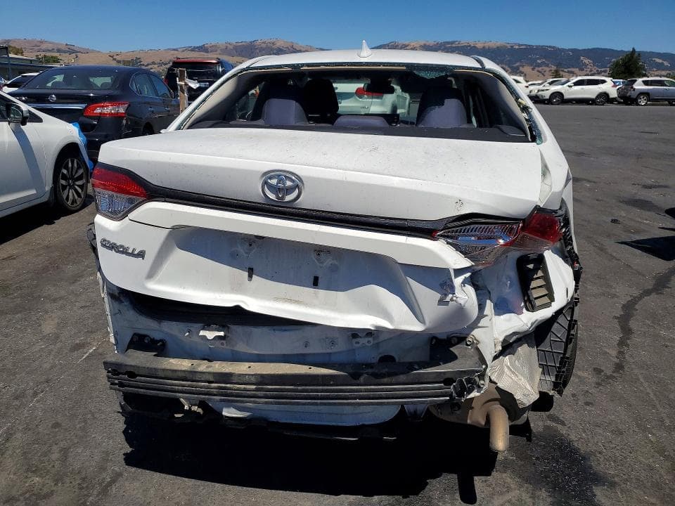 2020 TOYOTA COROLLA LE 6