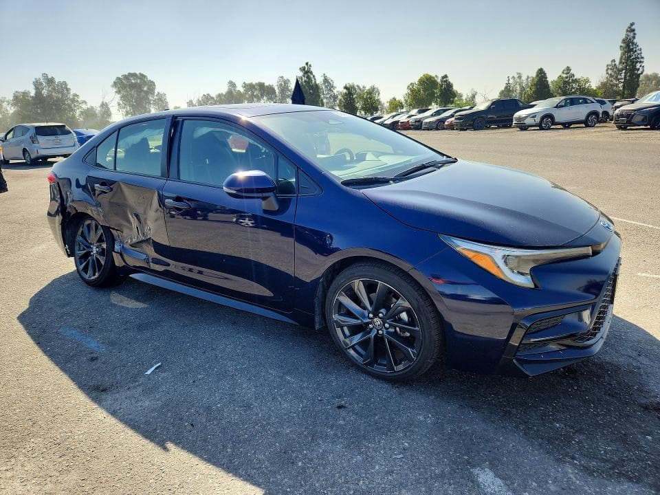 2024 TOYOTA COROLLA HYBRID SE 4