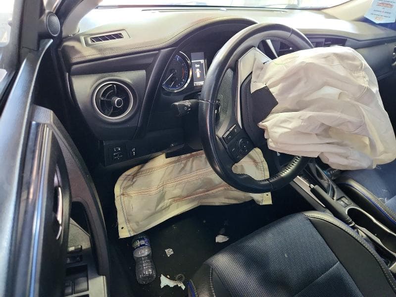 2017 TOYOTA COROLLA SE 15