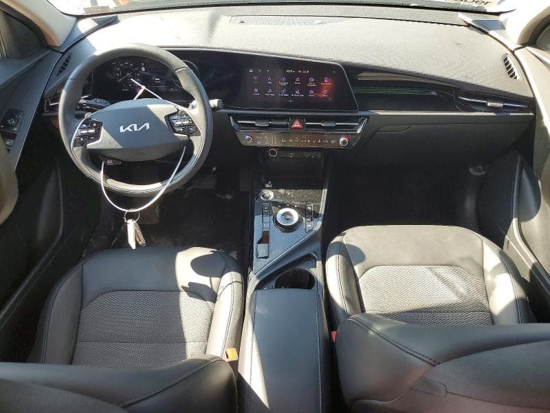 2024 KIA NIRO WIND 8