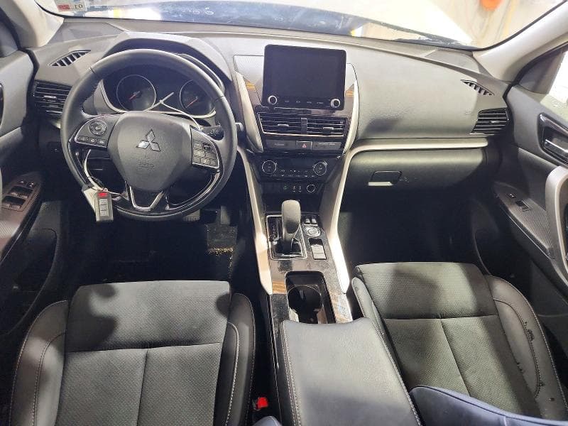 2026 MITSUBISHI ECLIPSE CROSS SE 8
