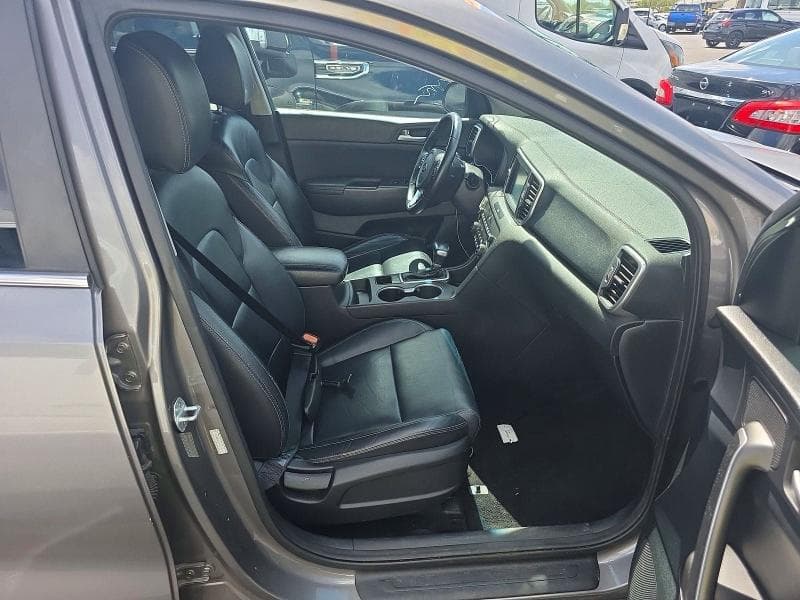 2017 KIA SPORTAGE EX 11