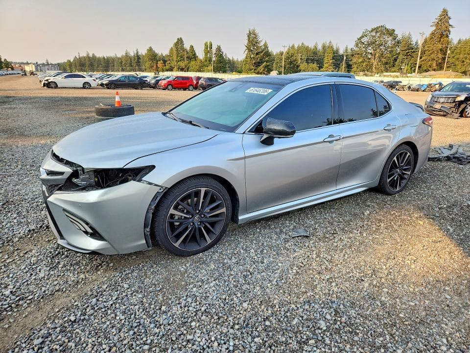 2018 TOYOTA CAMRY XSE V6 - 1