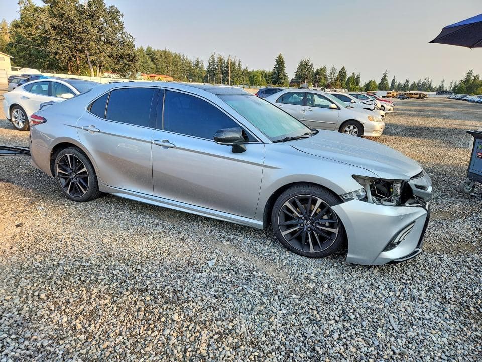 2018 TOYOTA CAMRY XSE V6 4