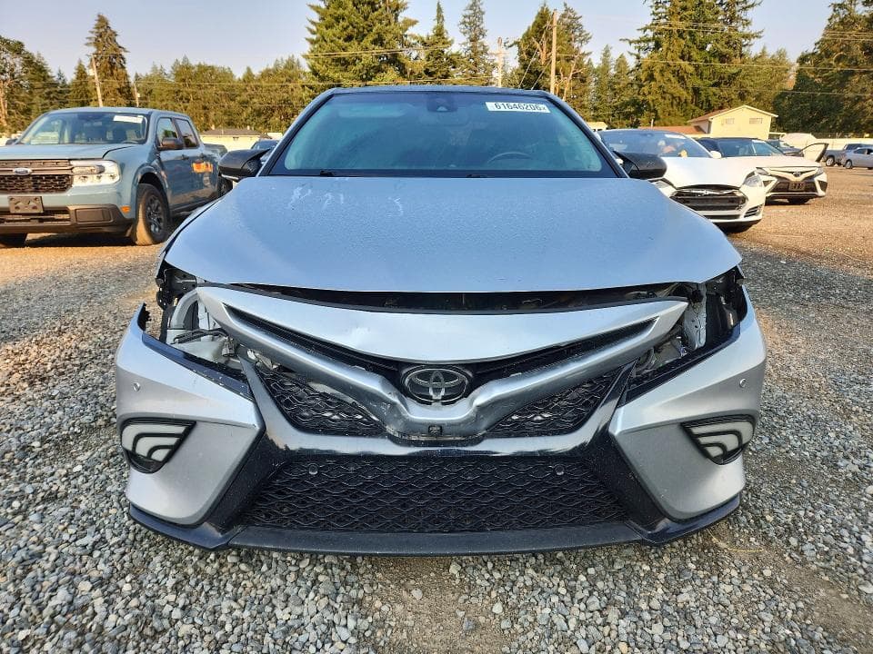 2018 TOYOTA CAMRY XSE V6 5
