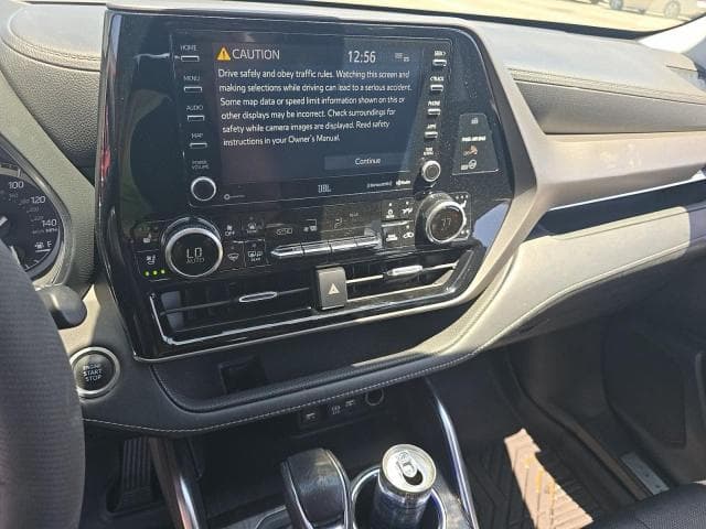 2020 TOYOTA HIGHLANDER LIMITED 11