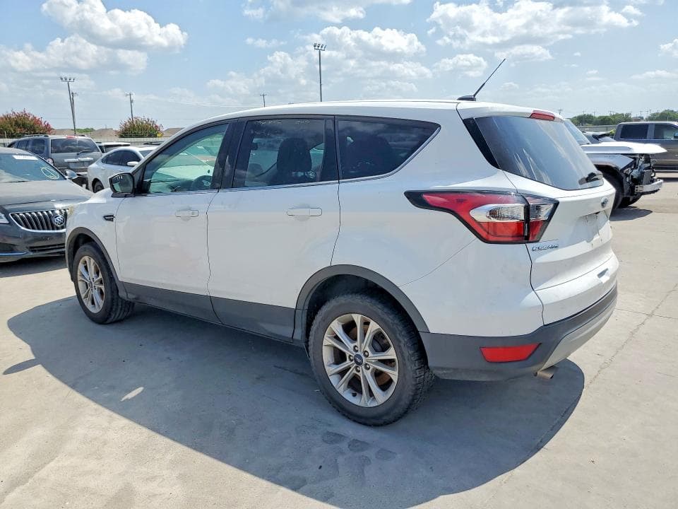 2017 FORD ESCAPE SE 2