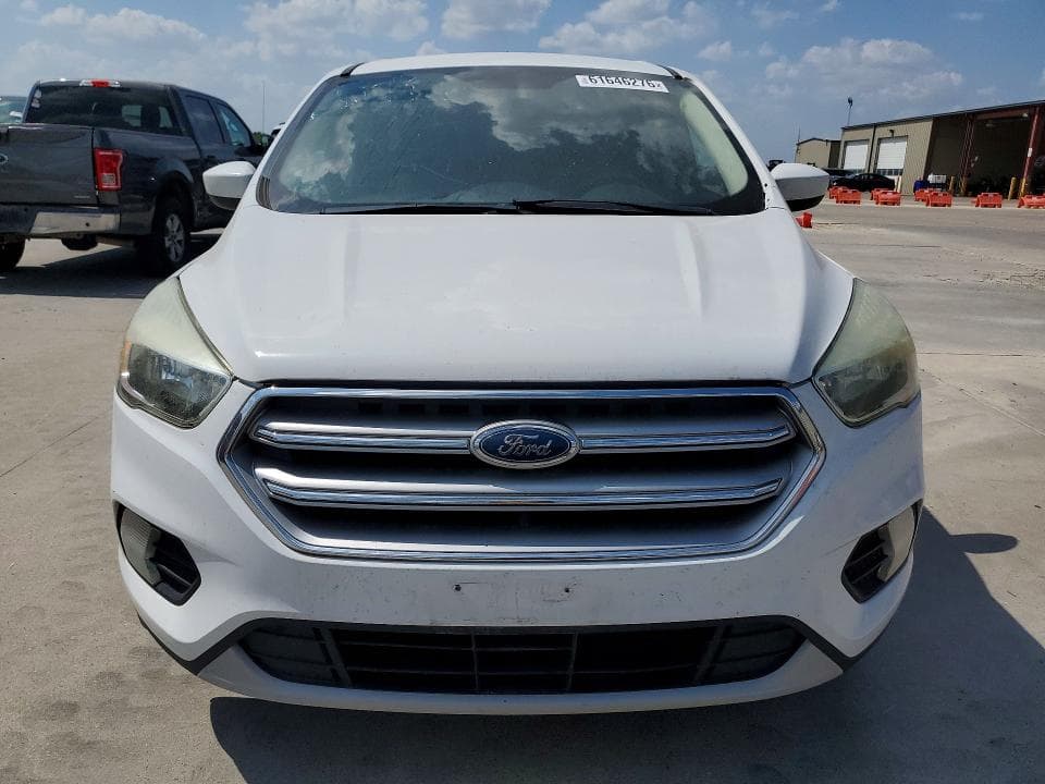 2017 FORD ESCAPE SE 5