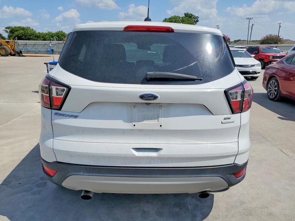 2017 FORD ESCAPE SE 6