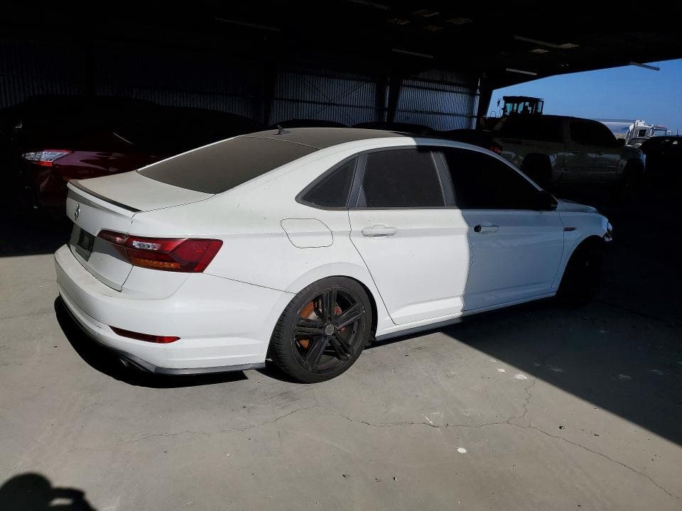 2019 VOLKSWAGEN JETTA GLI 3