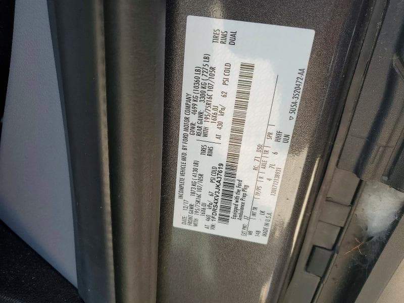 2018 FORD T-350 14