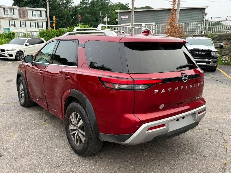 2023 NISSAN PATHFINDER SL SL 2