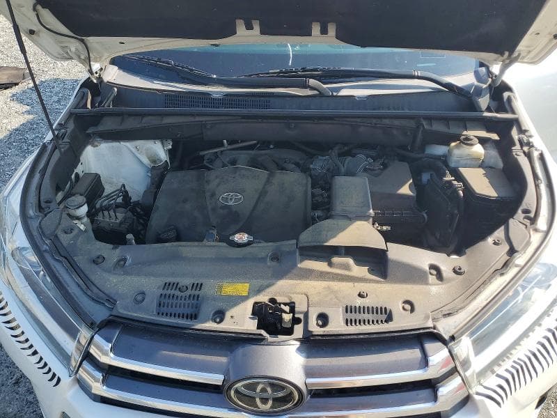 2018 TOYOTA HIGHLANDER LIMITED PLATINUM 12