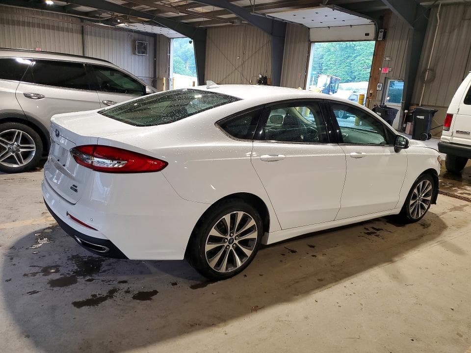 2019 FORD FUSION SE 3