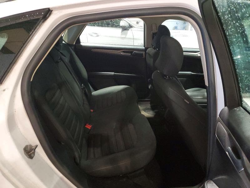 2019 FORD FUSION SE 10