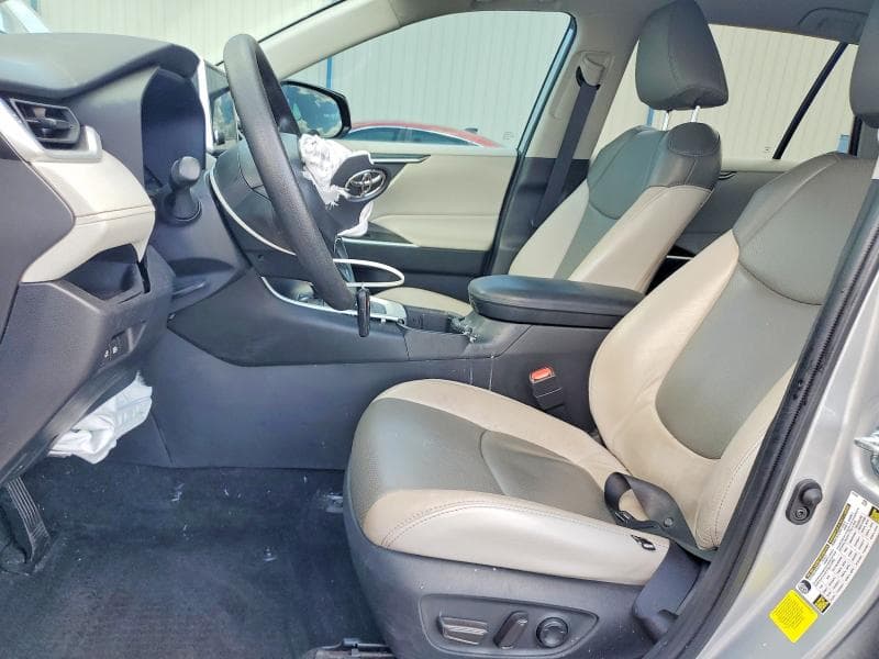 2024 TOYOTA RAV4 HYBRID XLE 7